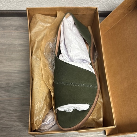 Lucky Brand Women's Serkie Open Toe Slip on Sandal Heeled - Picture 2 of 6